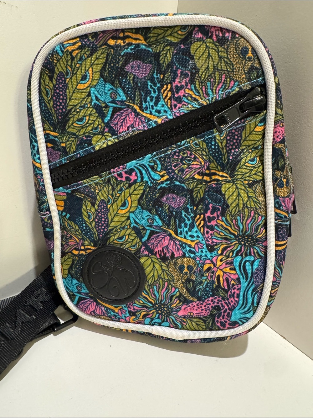 Sipsey Wilder Rainforest Party Snapshot Bag 2.0 Convertible Crossbody Hip Purse
